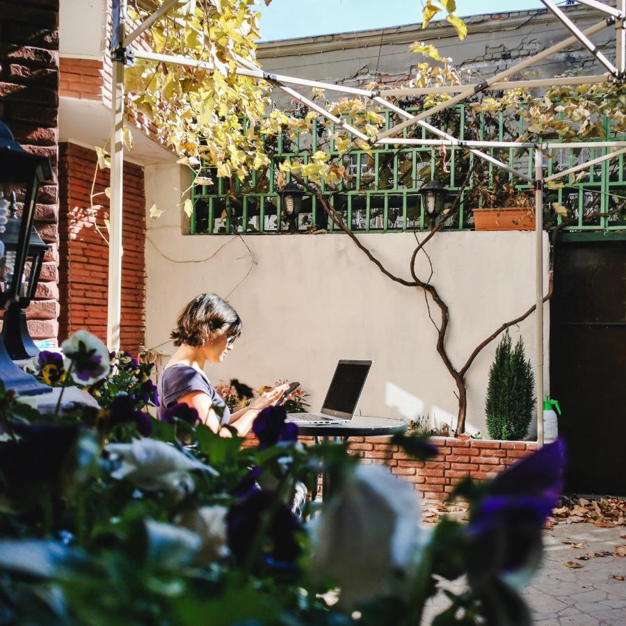 Myvibe Hotel Tbilisi Bagian luar foto