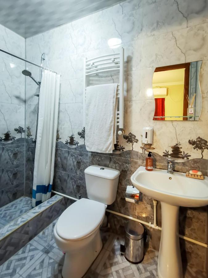 Myvibe Hotel Tbilisi Bagian luar foto